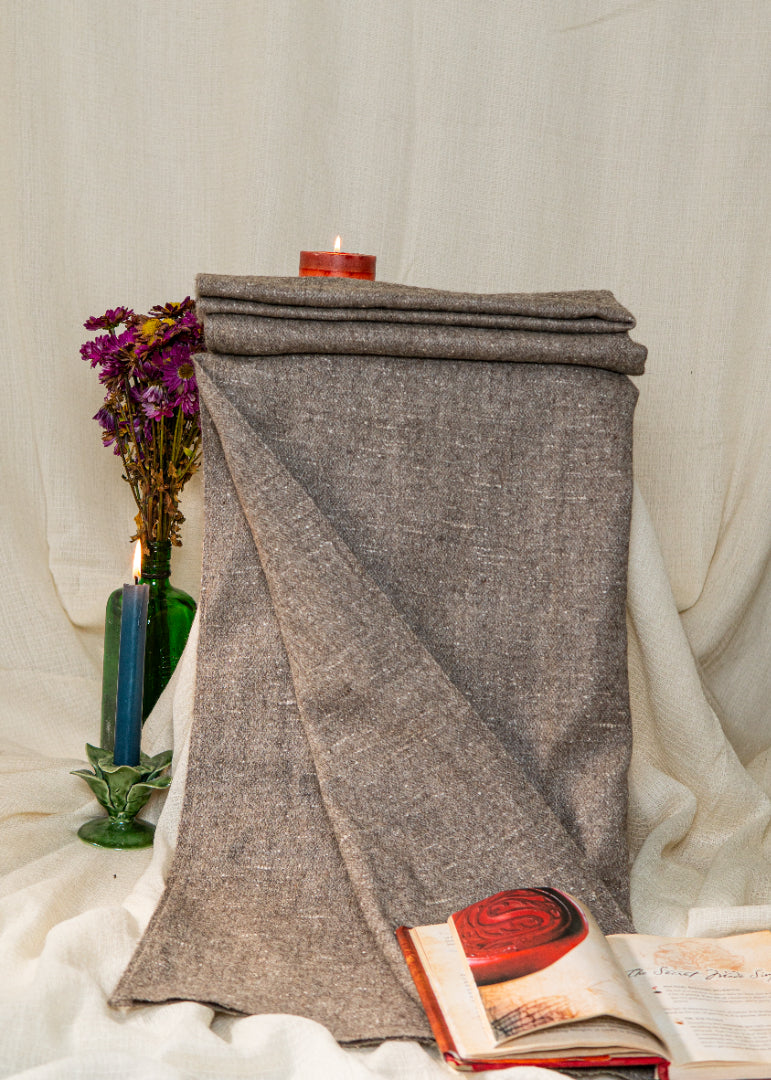 100% pure Himalayan white sheep wool fabric for boutique brands